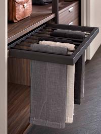 Pull-out trouser rack with Brown lacquered or metal frame