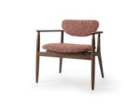 Retro style armchair covered in fabric, with structure and armrests in hand-shaped canaletto walnut