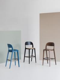 Overview of models available for the Minima stool: two heights, multiple finishes and seat in three variants