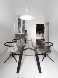 Adelchi table with glass top, perfect for meeting rooms