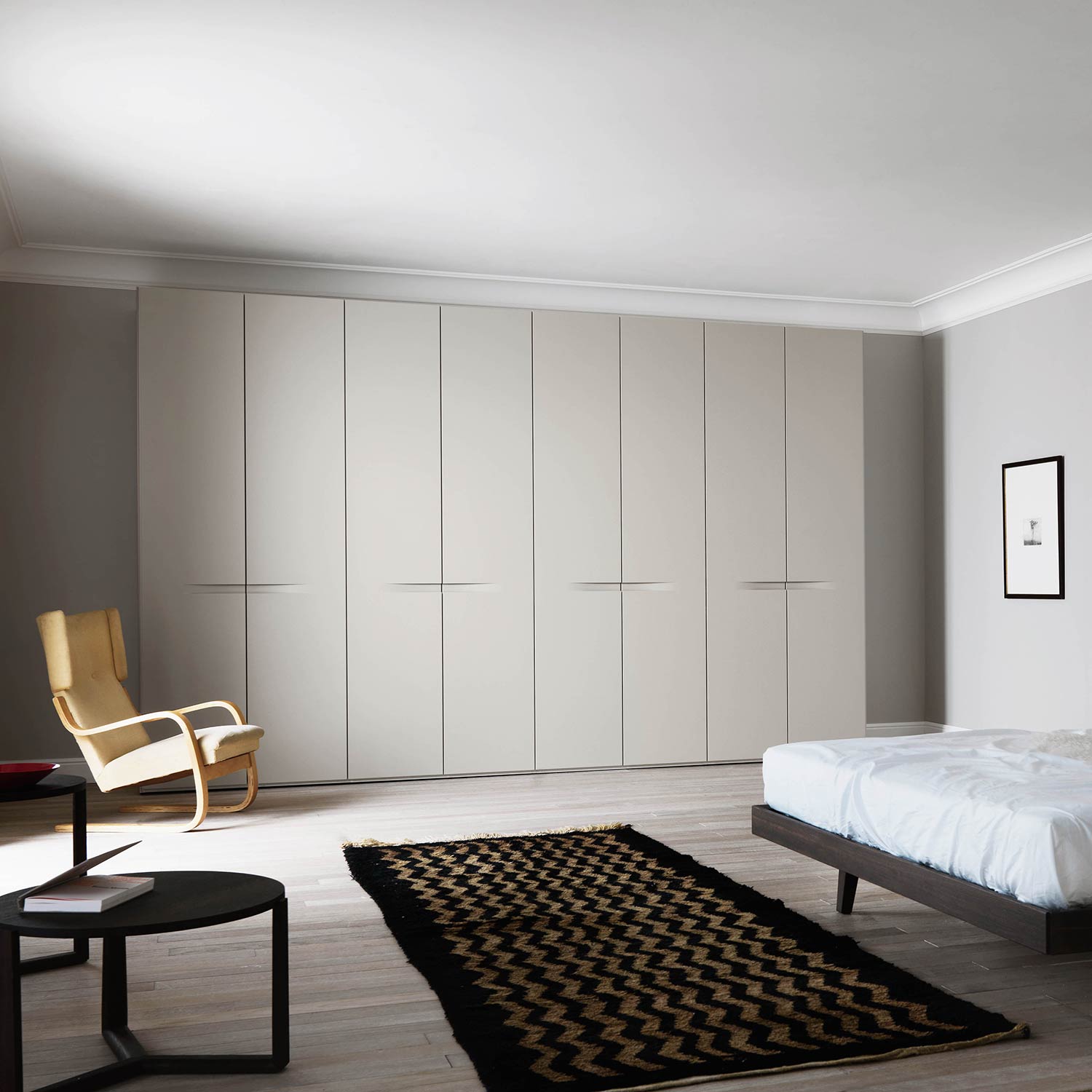 lunetto bedroom wardrobe with handle made of solid wood
